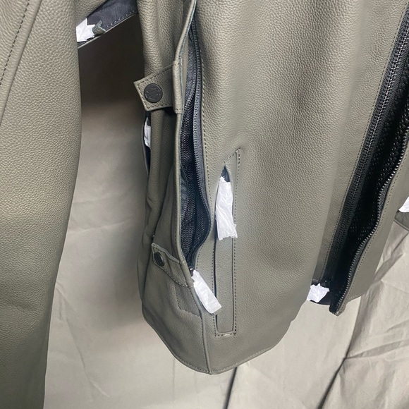 Harley Davidson thick leather water proof riding jacket - Picture 8 of 16